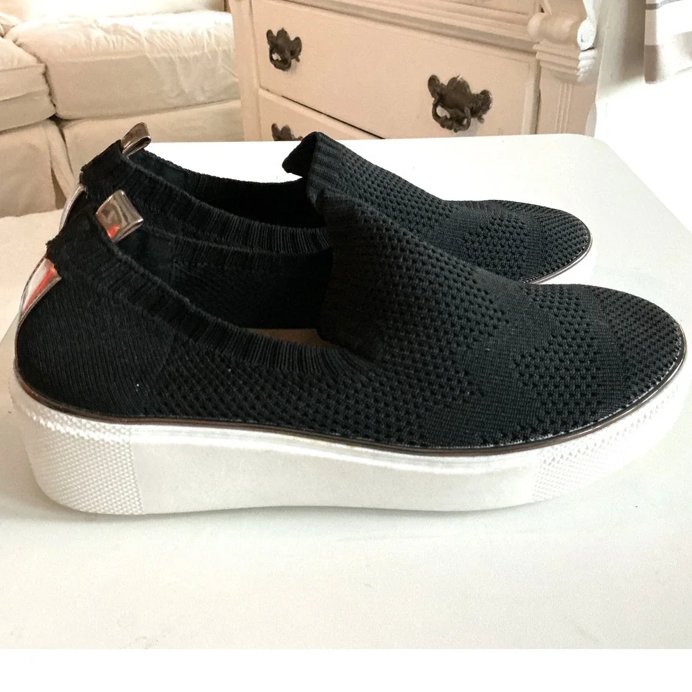 Vintage 7 Eight Womens Black Knit Platform Slip On Sneakers Silver Trim Size 8